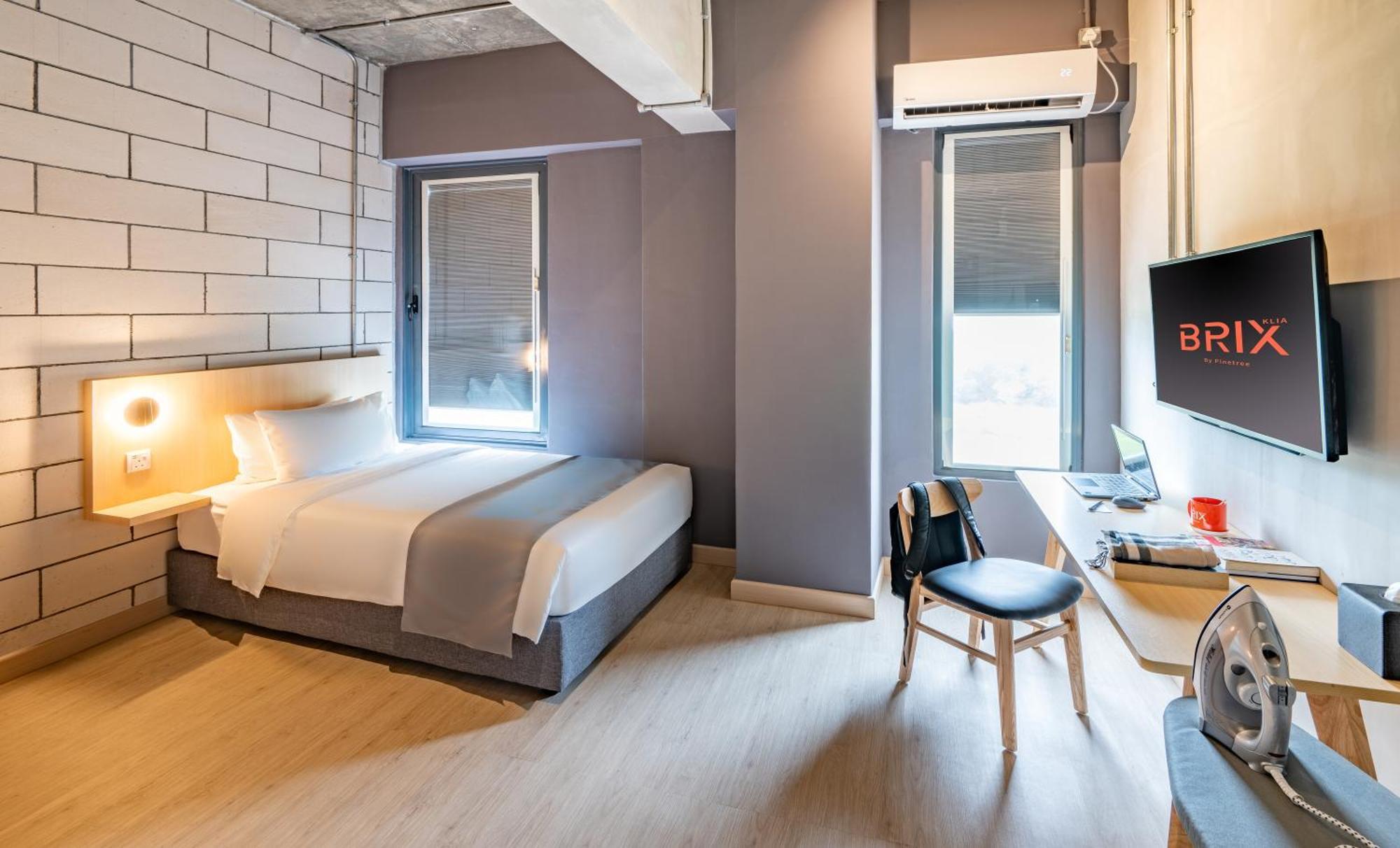 Brix Klia By Pinetree Hotel เซปัง ภายนอก รูปภาพ
