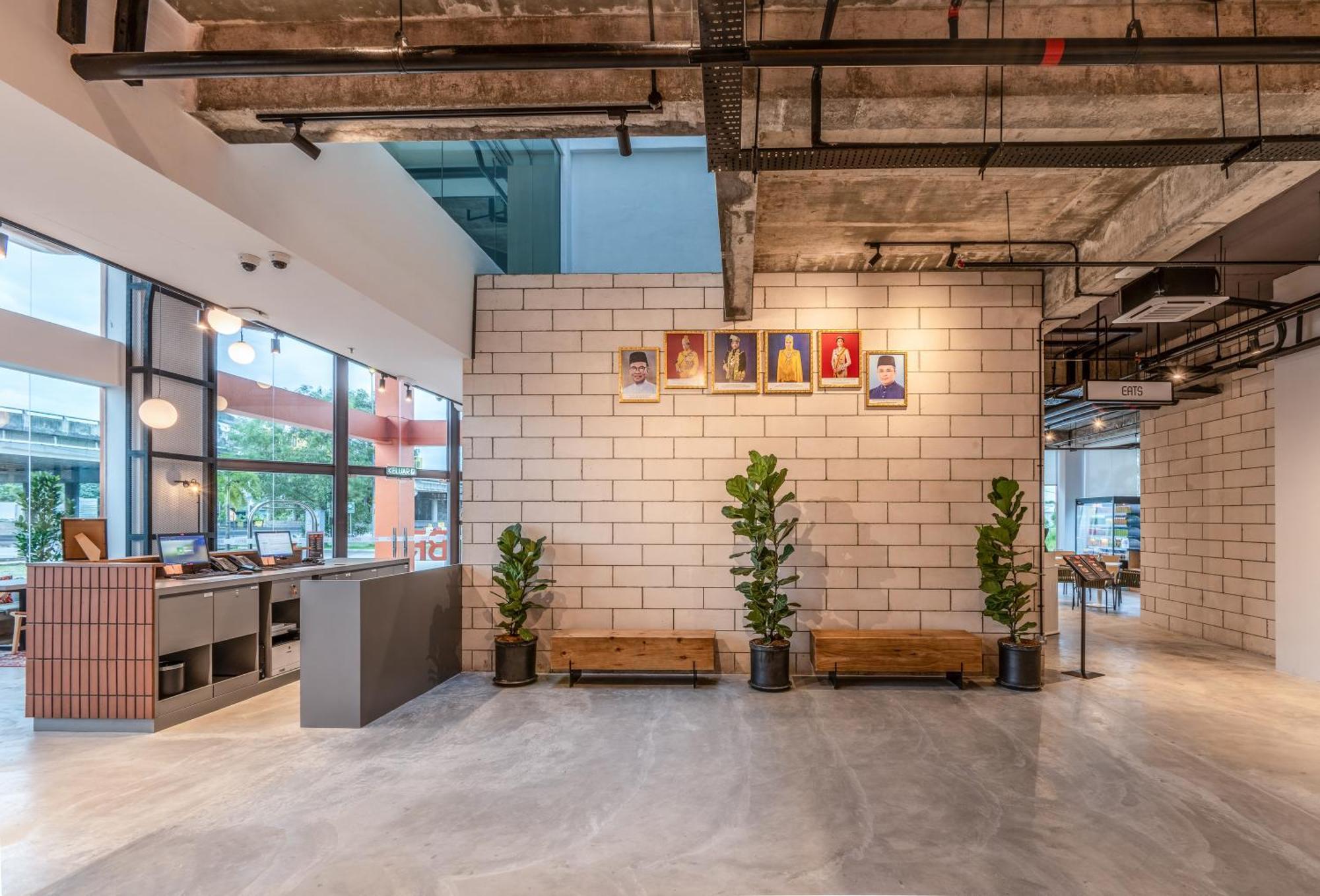 Brix Klia By Pinetree Hotel เซปัง ภายนอก รูปภาพ